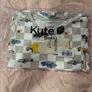 Kyte BABY Hot Wheels Pajama Set